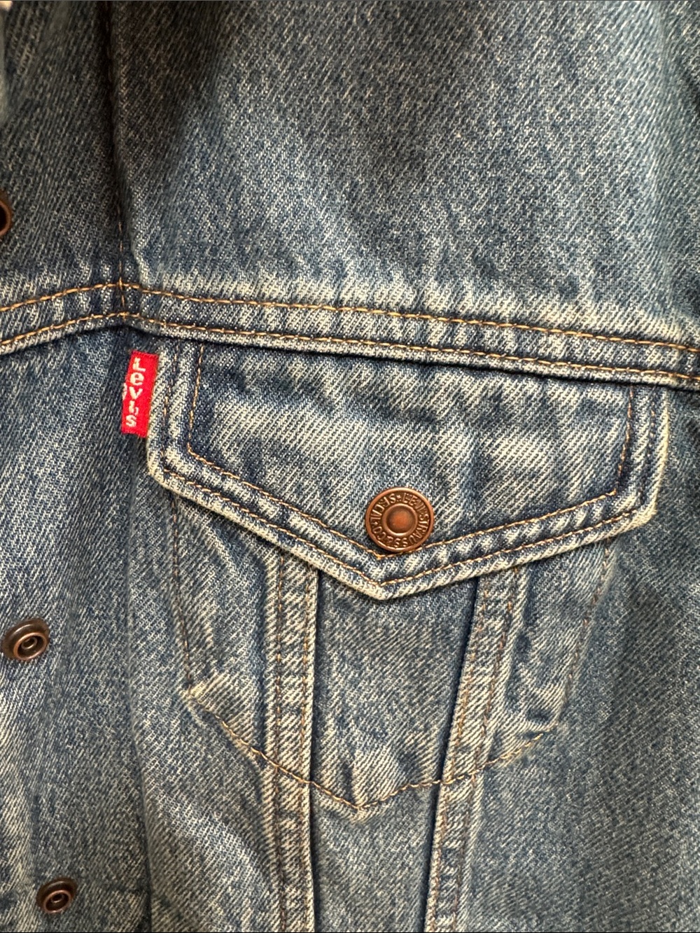 Levi's Blue Denim Jacket with Cream Sherpa Lining - Picture 3 of 4